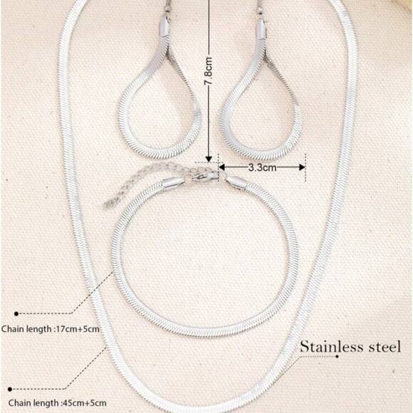 Sterling Silver Necklace Earrings Bracelet Set, Three piece Herringbone Set - Picture 7 of 7